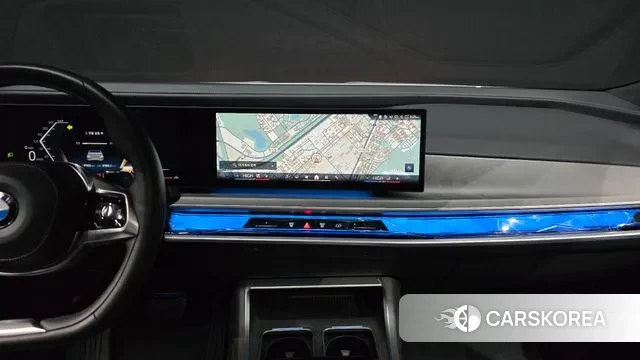 BMW 7 Series (G70) 2022 Белый из Кореи, фото 6