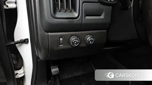 Chevrolet (GM Daewoo) Colorado 2019 Белый из Кореи, фото 6