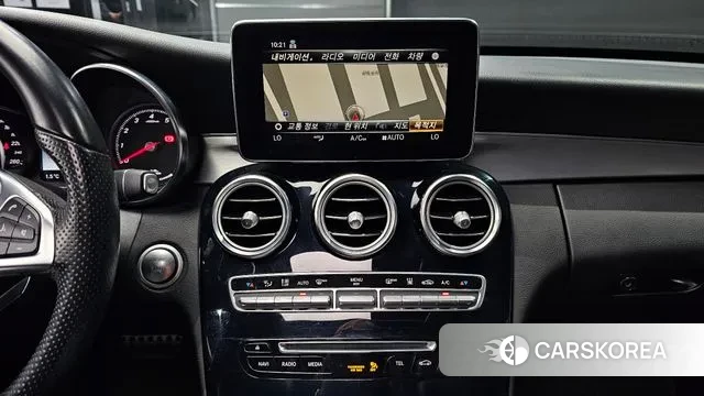 Mercedes-Benz C-Class W205 2018 Белый из Кореи, фото 6