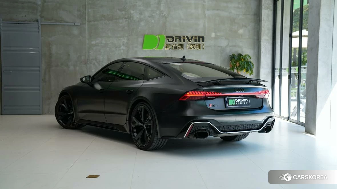 Audi RS 7 2021 Черный из Китая, фото 6