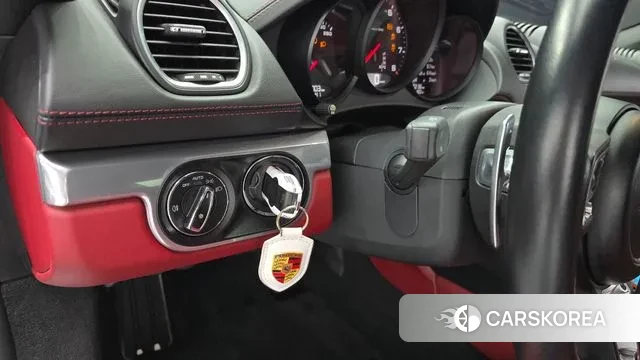 Porsche 718 Boxster 2018 Белый из Кореи, фото 6