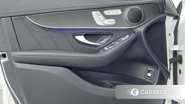 Mercedes-Benz GLC-Class X253 2022 Белый из Кореи, фото 6