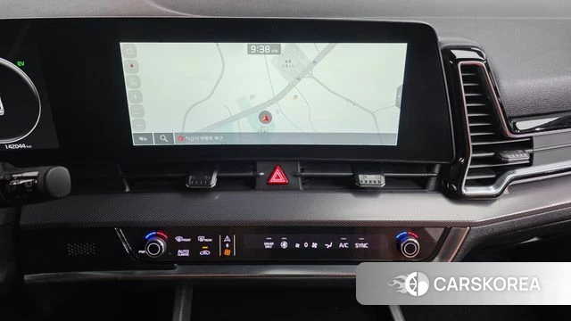 Kia Sportage 5th Generation Hybrid 2023 Белый из Кореи, фото 6