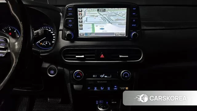 Hyundai Kona 2018 Белый из Кореи, фото 6