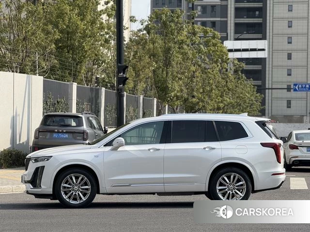 Cadillac XT6 2021 Белый из Китая, фото 6