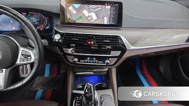 BMW 5 Series (G30) 2021 Черный из Кореи, фото 6