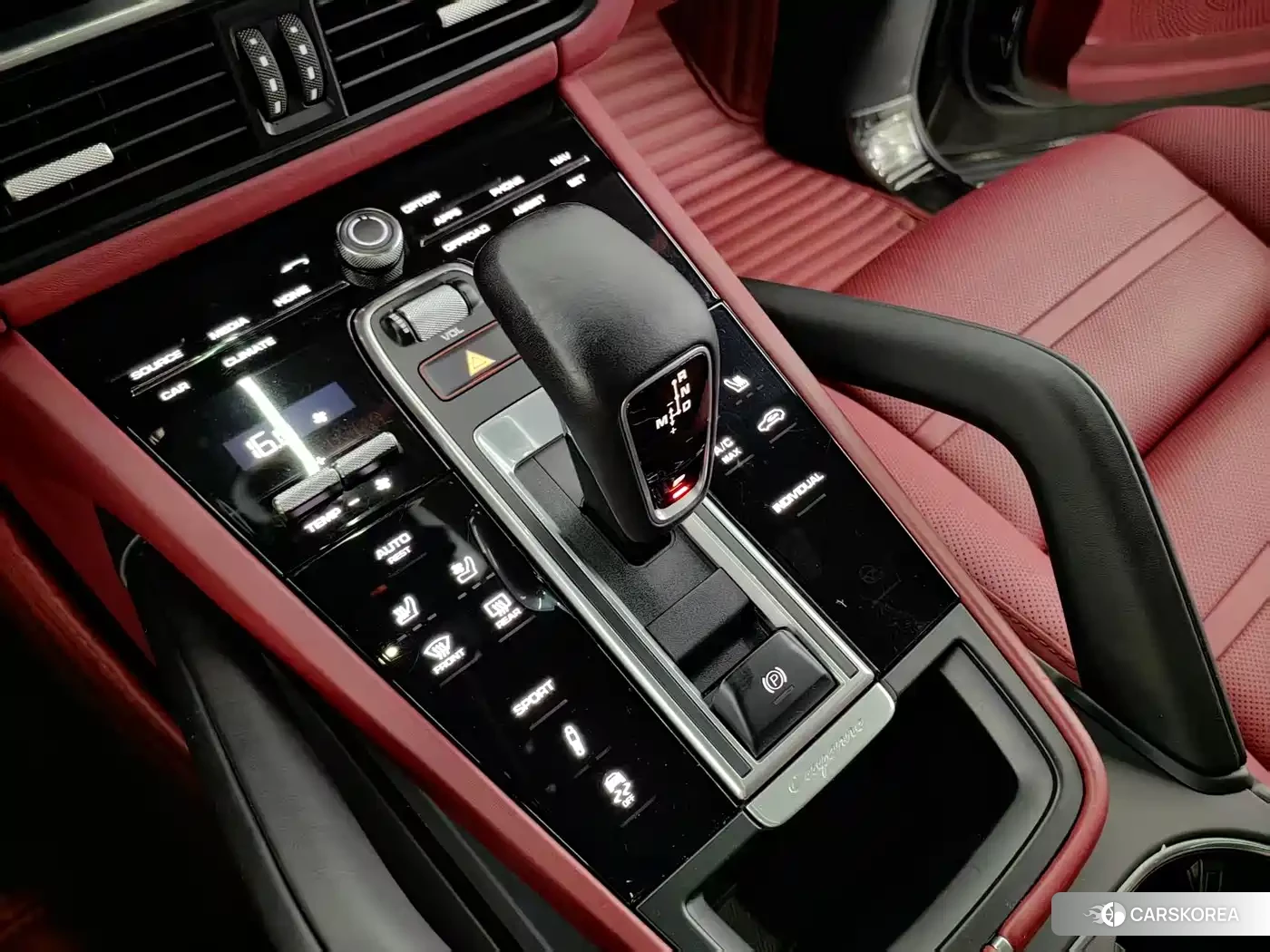 Porsche Cayenne 2019 Champagne/brown из Китая, фото 6