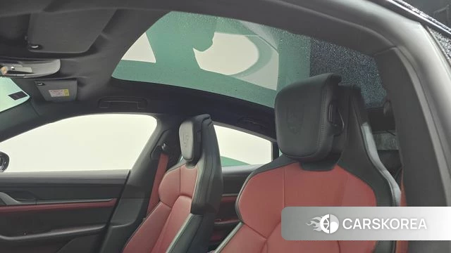 Porsche Taycan 2025 Черный из Кореи, фото 6