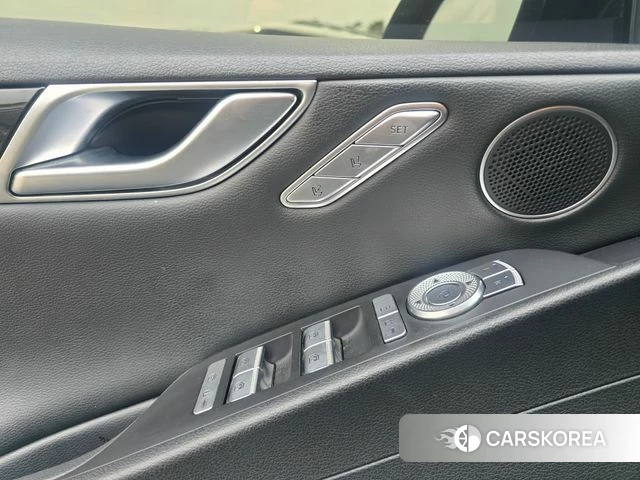 Genesis G80 (RG3) 2021 Черный из Кореи, фото 6
