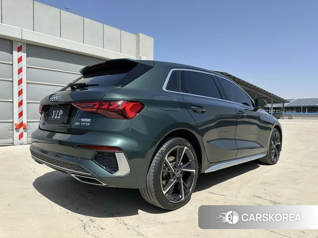 Audi A3 2023 Зеленый из Китая, фото 6