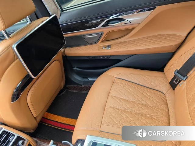 BMW 7 Series (G11) 2019 Черный из Кореи, фото 6