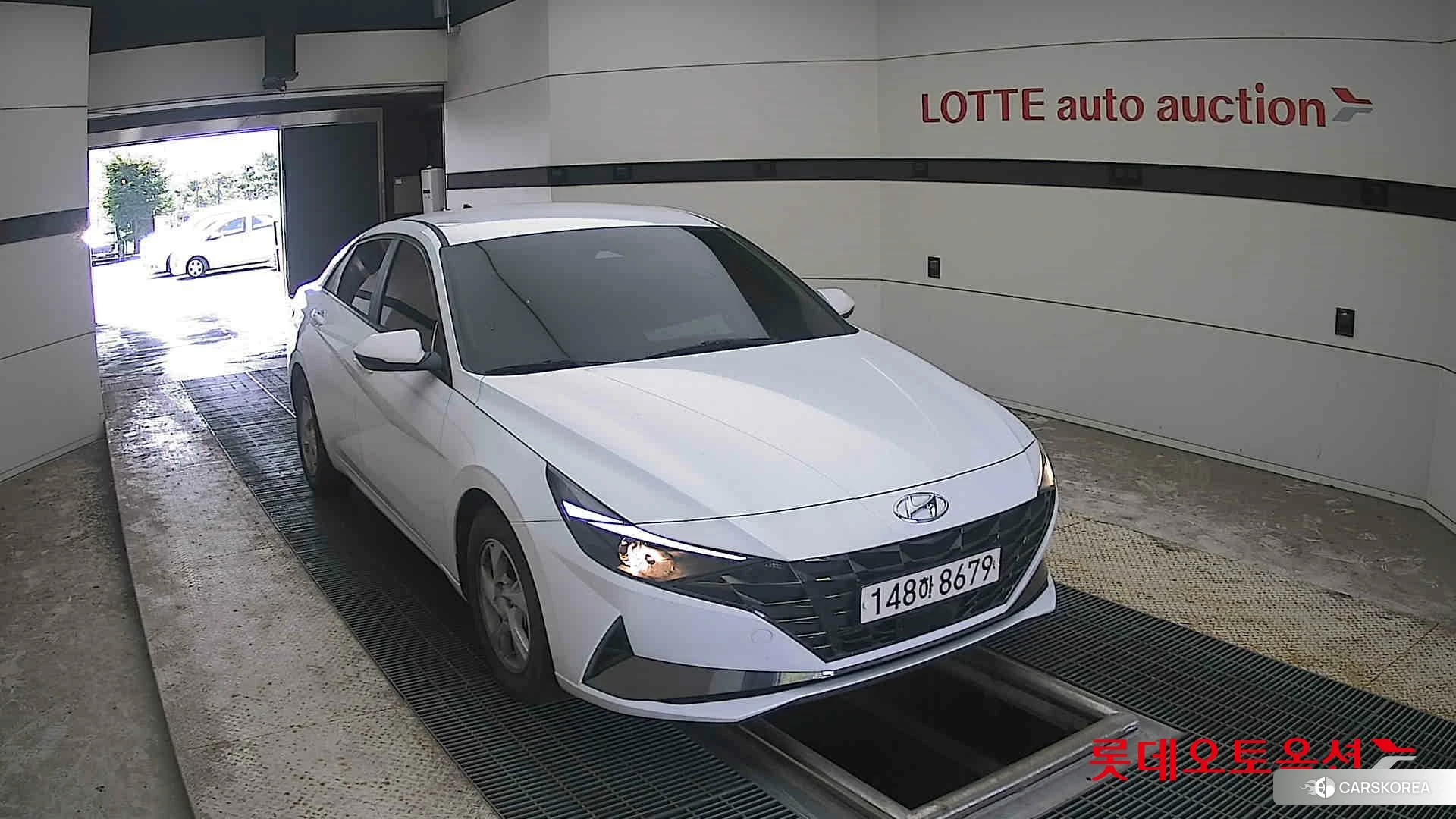 Hyundai Avante 2021 Polar White из Кореи, фото 6