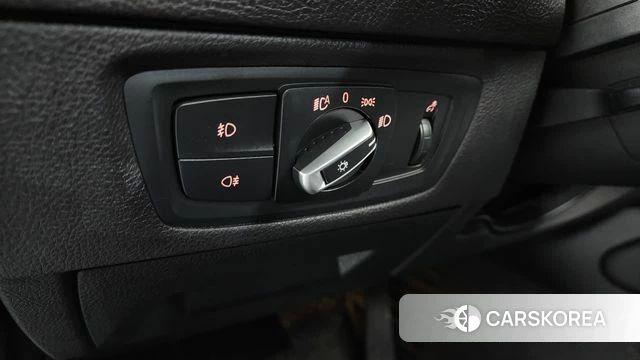 BMW 1 Series (F20) 2018 Синий из Кореи, фото 6