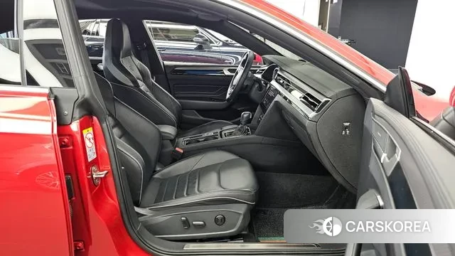 Volkswagen Arteon 2023 Красный из Кореи, фото 6