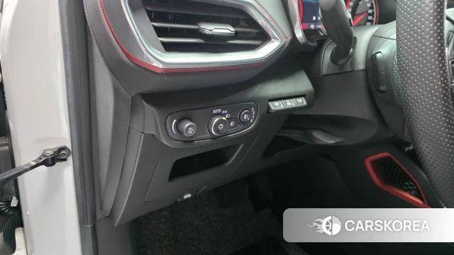 Chevrolet (GM Daewoo) Trailblazer 2022 Белый из Кореи, фото 6