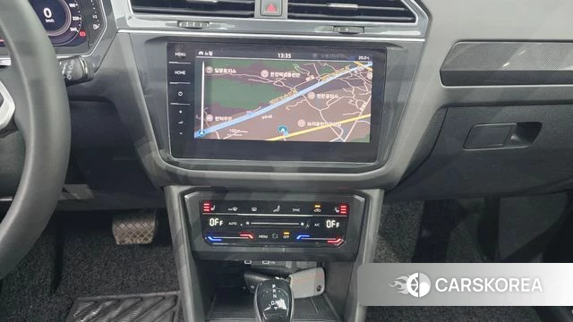 Volkswagen Tiguan second Generation 2022 Белый из Кореи, фото 6