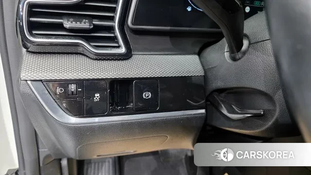 Kia Sportage 5th Generation 2022 Белый из Кореи, фото 6