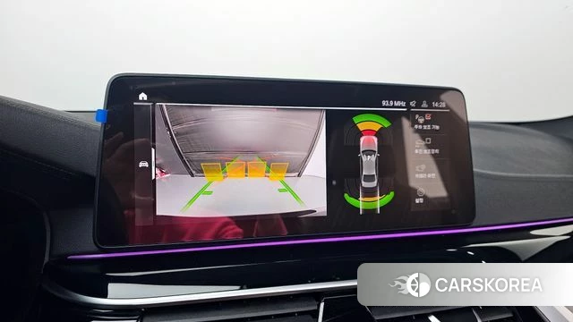 BMW 5 Series (G30) 2022 Черный из Кореи, фото 6