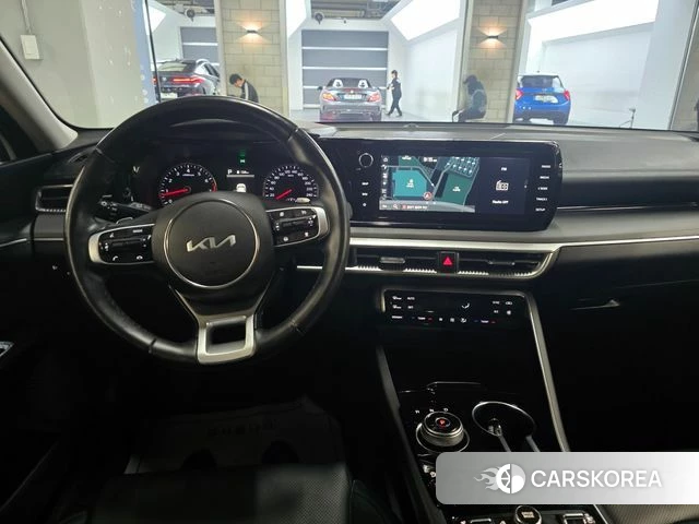 Kia K5 3rd generation 2023 Белый из Кореи, фото 6