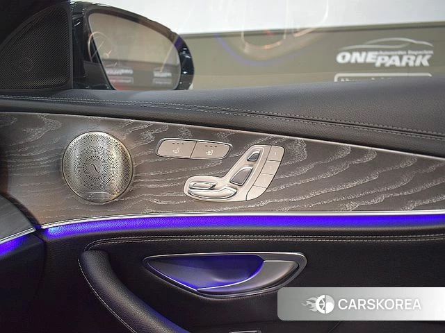 Mercedes-Benz E-Class W213 2022 Черный из Кореи, фото 6