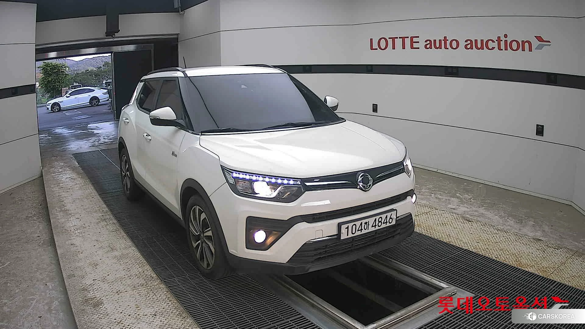 SsangYong Tivoli 2021 Grand White из Кореи, фото 6