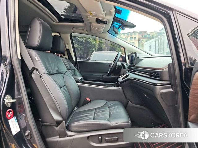 Honda Odyssey 2023 Черный из Китая, фото 6
