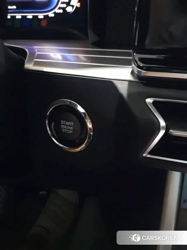 Ssangyong Torres 2023 Темно-зеленый из Кореи, фото 6