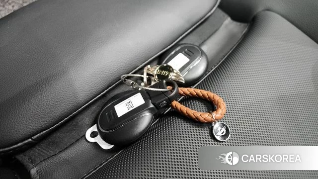 Mini Cooper Clubman 2021 Жемчужный цвет из Кореи, фото 6