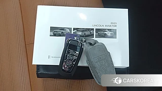 Lincoln Aviator 2nd generation 2023 Белый из Кореи, фото 6