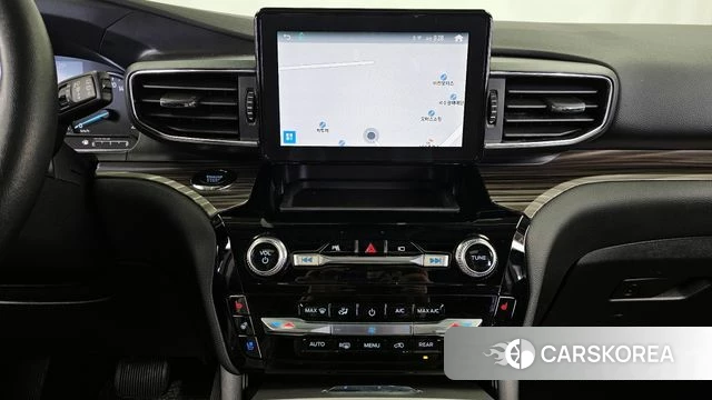 Ford Explorer 6th Generation 2022 Белый из Кореи, фото 6