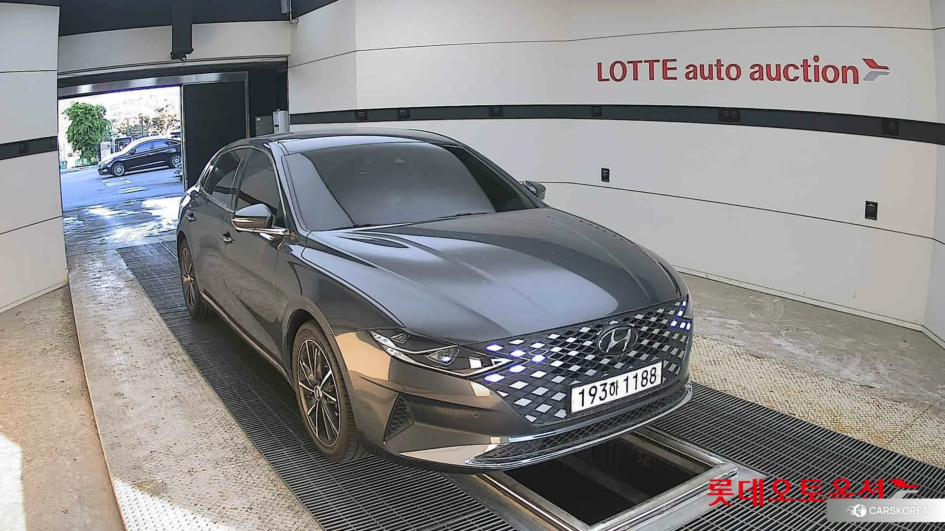Hyundai Grandeur 2022 Nocturne Grey Metallic из Кореи, фото 6