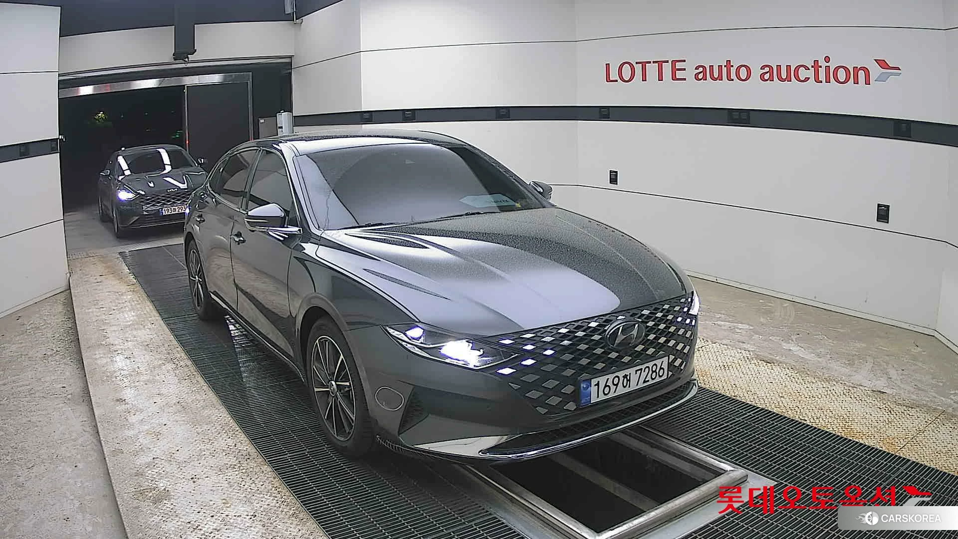 Hyundai Grandeur 2022 Nocturne Grey Metallic из Кореи, фото 6