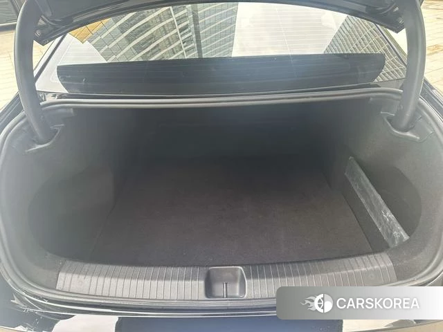 Volkswagen Magotan 2025 Черный из Китая, фото 6