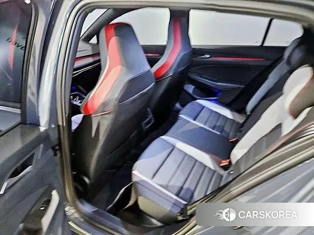 Volkswagen Golf 8th Generation 2024 Серый из Кореи, фото 6