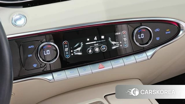 Genesis GV70 2022 Белый из Кореи, фото 6