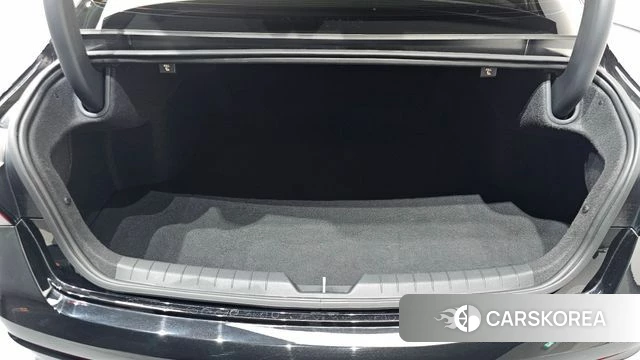 Kia The New K5 3rd generation 2024 Черный из Кореи, фото 6