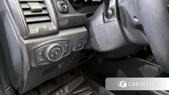 Ford Ranger 3rd Generation 2021 Белый из Кореи, фото 6