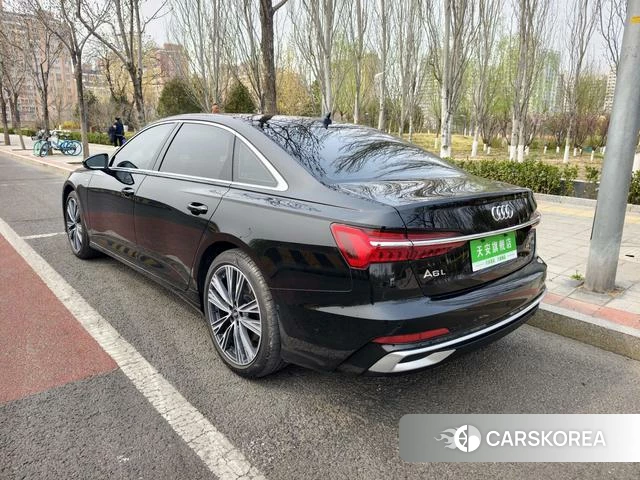 Audi A6L 2025 Черный из Китая, фото 6