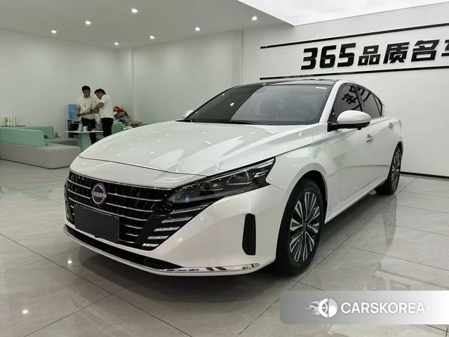 Nissan Teana 2024 Белый из Китая, фото 6