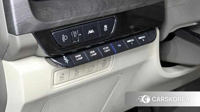 Kia Carnival 4th generation 2023 Белый из Кореи, фото 6