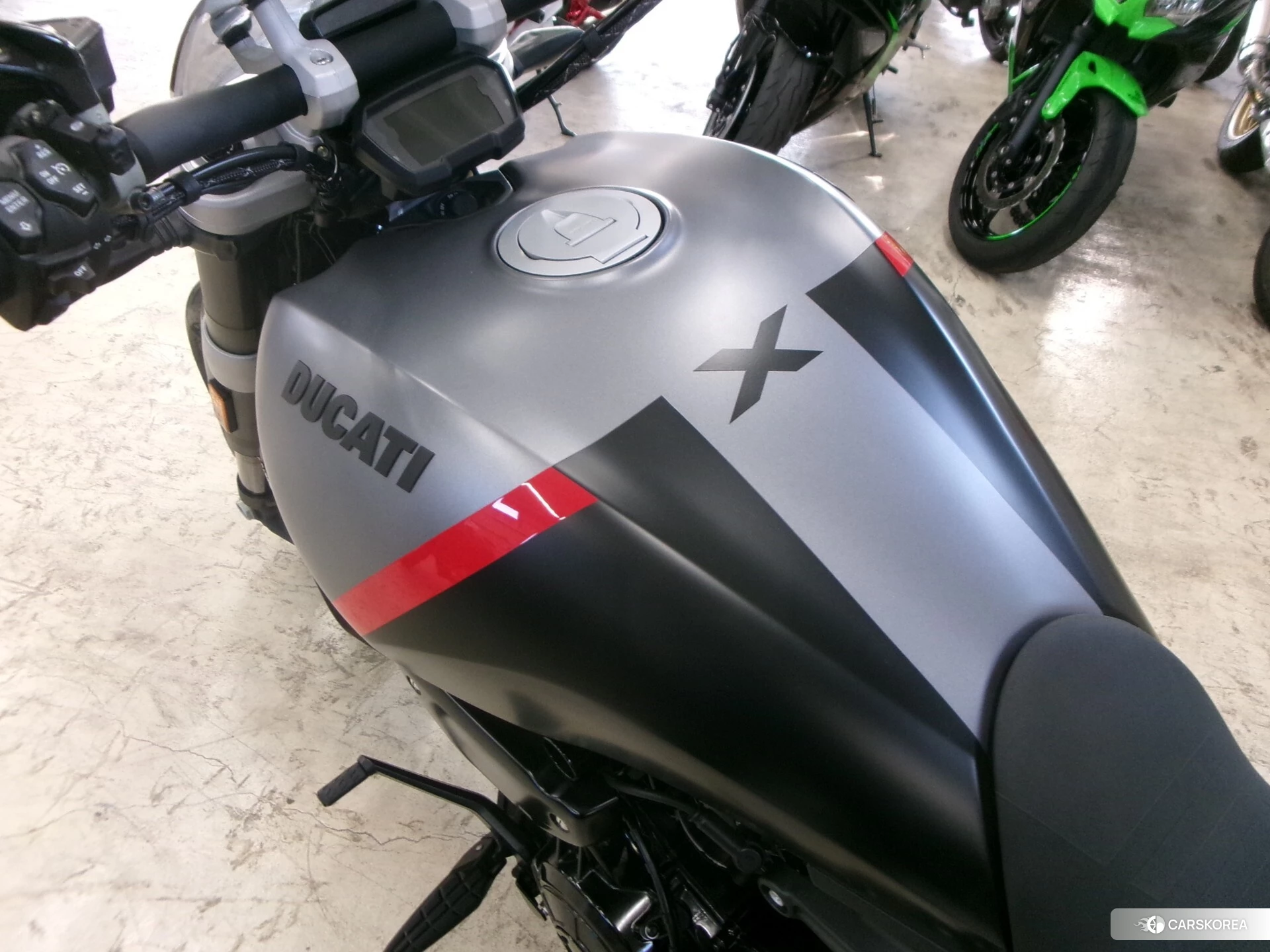 Проданный Ducati X DIAVEL id 4313272 из Японии, фото 6