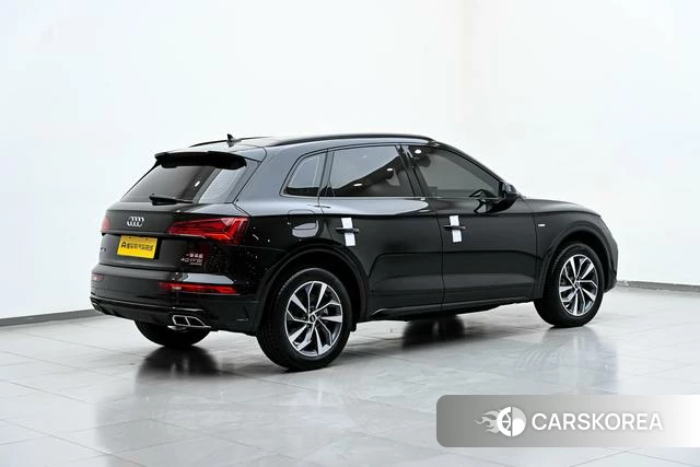 Audi Q5L 2023 Черный из Китая, фото 6