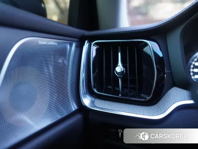 Volvo S60 3rd generation 2019 Синий из Кореи, фото 6