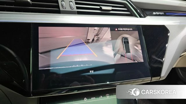 Audi e-Tron 2022 Черный из Кореи, фото 6