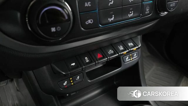 Chevrolet (GM Daewoo) Real New Colorado 2022 Красный из Кореи, фото 6