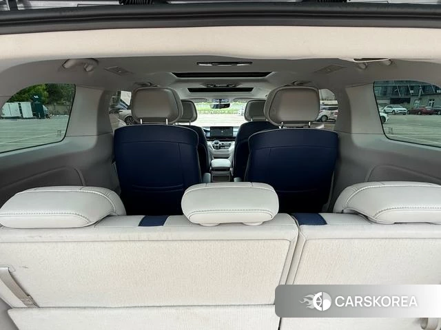 Roewe iMAX8 2021 Серебристо-серый из Китая, фото 6