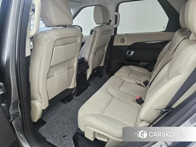 Land Rover Discovery 5 2018 Серебристо-серый из Кореи, фото 6