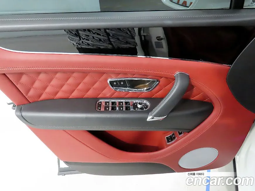 Bentley Bentayga 2018 Белый из Кореи, фото 6