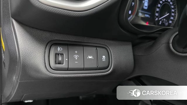 Hyundai Venue 2019 Белый из Кореи, фото 6