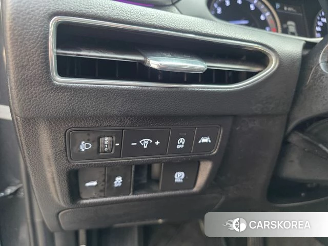 Hyundai Sonata (DN8) id 3851773 из Кореи 6